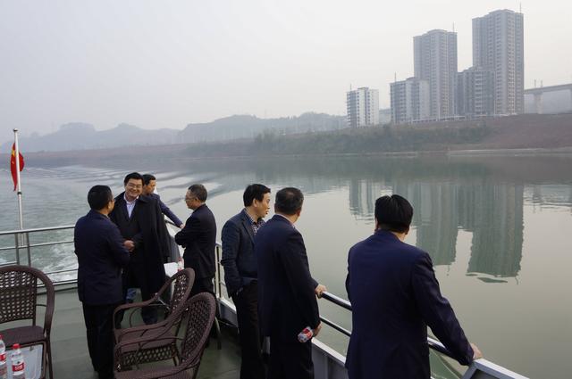 重庆农投与合川区政府签约大型水域牧场建设