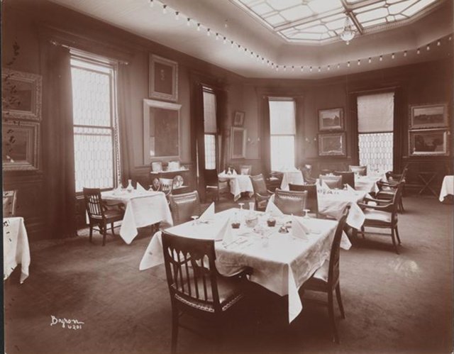 這份菜單邀請的貴賓，化解過一場中國百多年前的外交危機