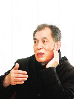 《返城年代》突破自我 梁晓声为90后补历史记忆