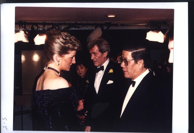 【春节稿】英达：我的父亲英若诚