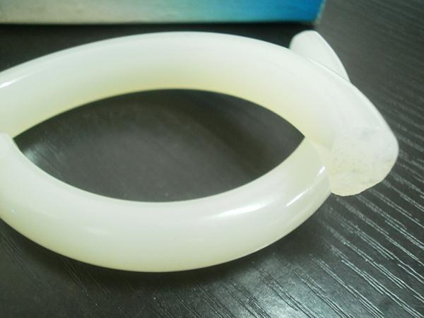 纪实文学:周警官断玉