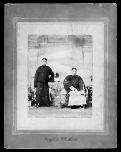 从照相布景看时代变迁