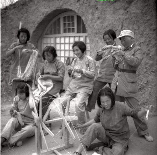 中国妇女如何鼎力抗战？