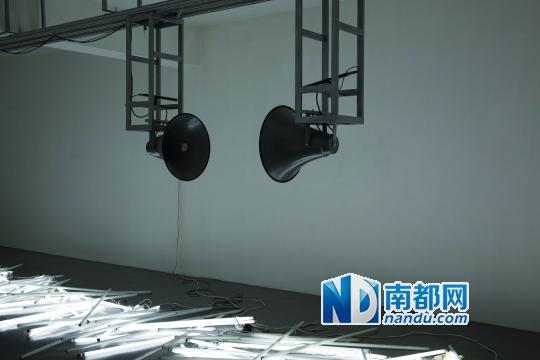 录像艺术之父张培力:艺术与大众的关系像造句