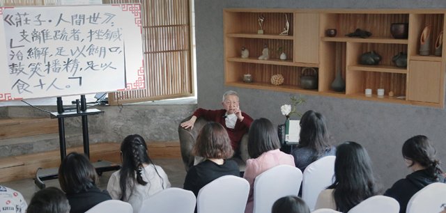讲座现场,图片提供:麓客学社 讲座现场,图片提供:麓客学社