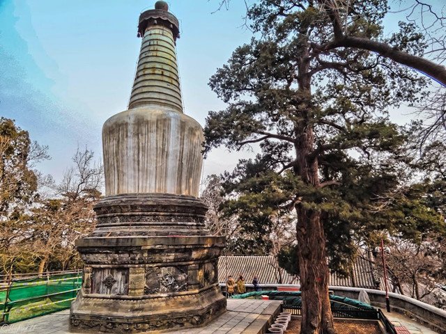 大觉寺白塔 大觉寺白塔