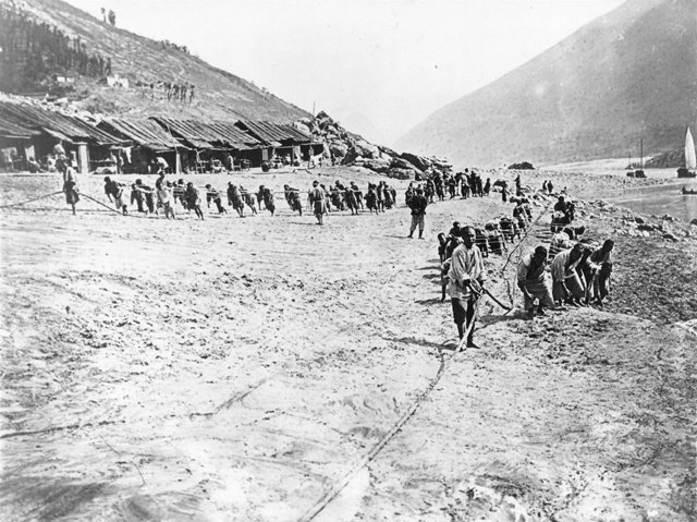 照相機入川之路