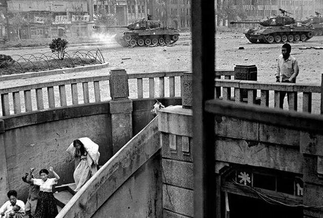 何方：毛泽东决定出兵抗美援朝