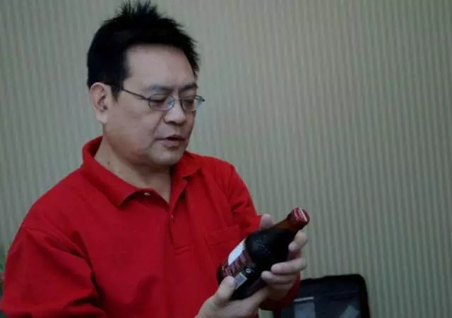 丁学良：中国挺亏待年轻一代|专业视角