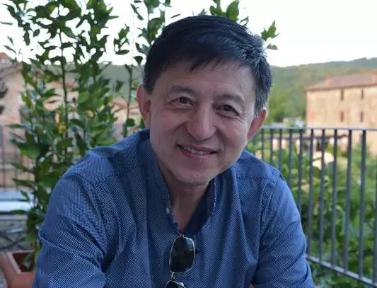 赵鼎新：民主一定要在某种程度上是“假”的
