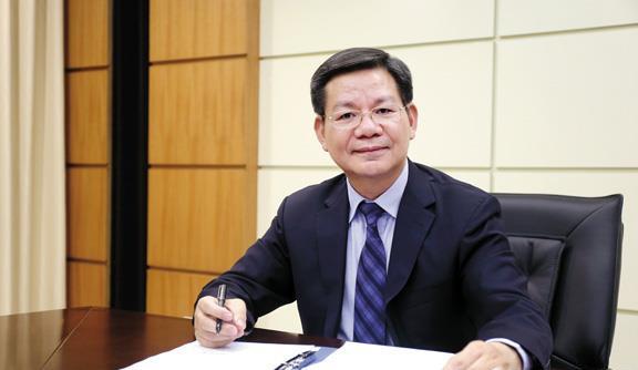 何学文:把理想写在大地上