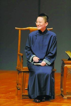 上海京剧院著名女老生王珮瑜颇具偶像气质,被粉丝们称为"小冬皇".