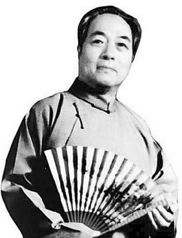 86岁评书大师袁阔成去世 曾为发展评书研究周