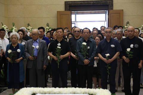 著名男高音歌唱家柳石明同志逝世 享年80岁