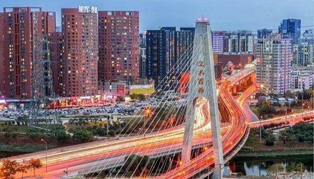 人要活得心裡有點底，還真得有個房子