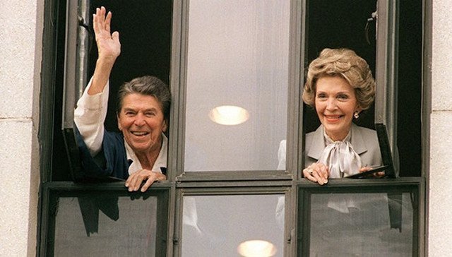 南希重新定义了第一夫人的地位_钟布_腾讯大家