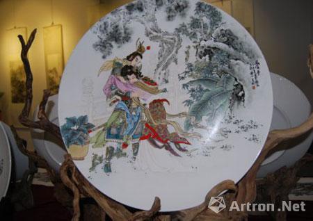 泉州首届工艺美术大师卢美彬个人美术展开展