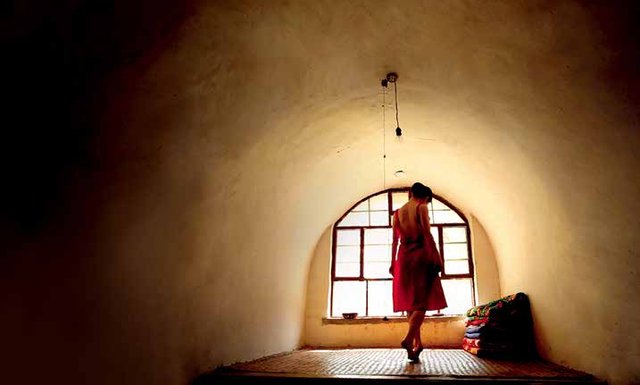 电影圈捣乱者郝杰:窑洞里面拍<em>美姐</em>_文化_<em>腾讯网</em>