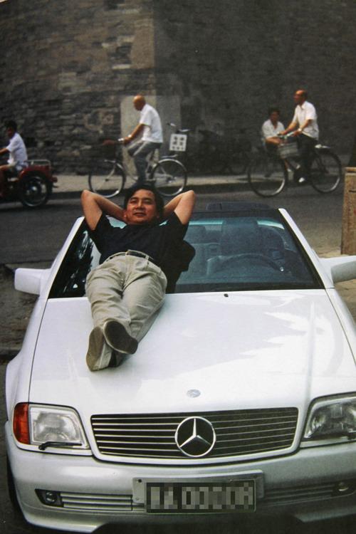 刘香成的影像中国:政治元素如何锲入百姓的个人生活_文化_腾讯网