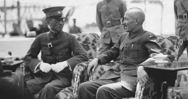 杨天石：龙云暗助汪精卫叛逃