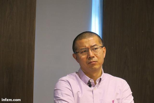 �Ϸ���������˶������Լ�����������