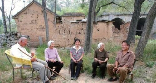寻根文化无处寄托：谁是城镇化与农村消亡的肇事者
