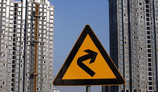 【大家】别指望遇上不爱高房价的地方官