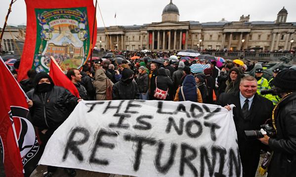 撒切尔夫人：“最不受欢迎的首相”通过战争翻盘