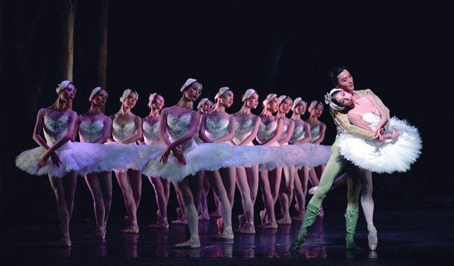 香港芭蕾舞团与文革