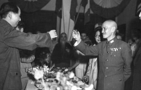毛泽东重庆谈判前曾想退三步