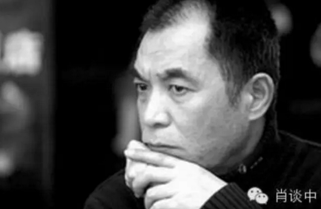 对现在不满就想回到过去的话,那就是二百五