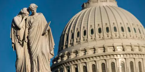 人们最早玩互联网思维的时候,美国还没诞生呢