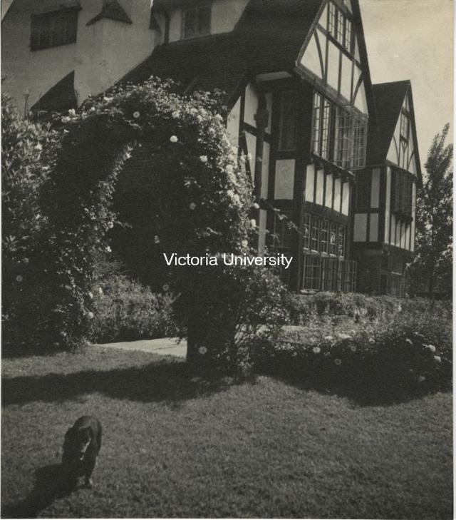 建造大光明电影院的邬达克,把自己的家安在哪