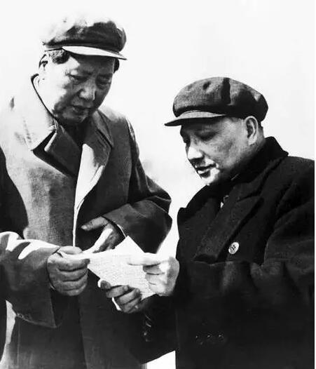 中共历史上的“三七开”