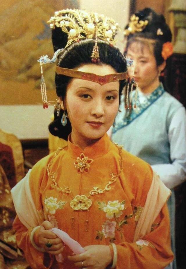 红楼梦里最恶毒的两个老婆子,谋财害命远胜王熙凤_文化_腾讯网