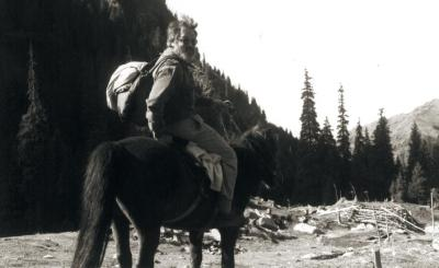 美国汉学家对中国古诗的朝圣