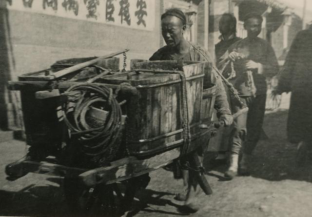 中国人乱撒尿的习惯是如何改变的