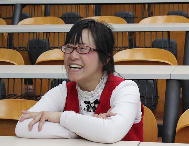 草根诗人频现思索:关注点是诗歌还是标签?