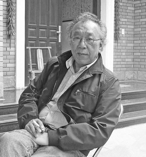 邱刚健（1940年5月19日—2013年11月27日），编剧笔名邱戴安平、戴安平、耶律楚材、秋水长安