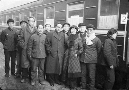 11月22日,上周六,又到了叶嘉莹先生一周一次,讲授诗词的日子.