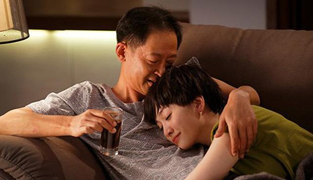 【大家】爱上老男人就认了吧