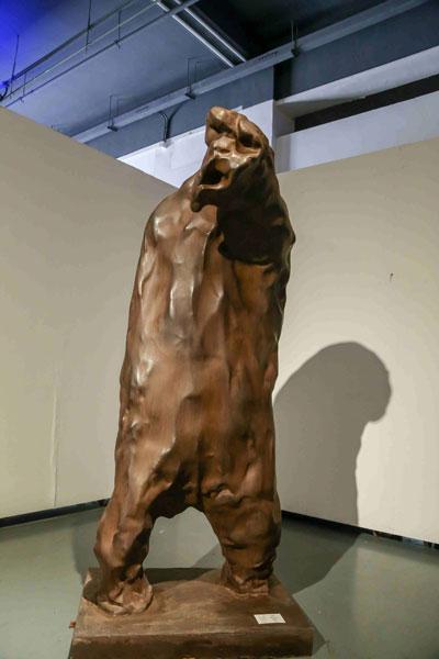 艺王振林林惠兴方旭雕塑展在798国际艺术交流中心开幕