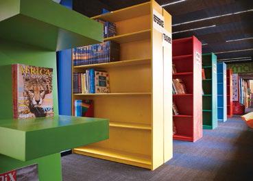 集装箱可以设计成图书馆?这种移动城堡的妙