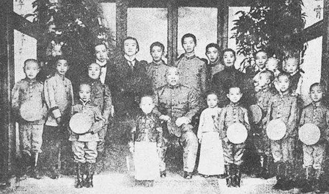 袁世凯如何管理他的一妻九妾:消除妻妾间的嫉妒
