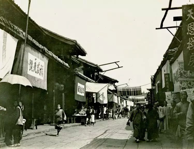 人們是怎樣失去自由自在的城市生活的