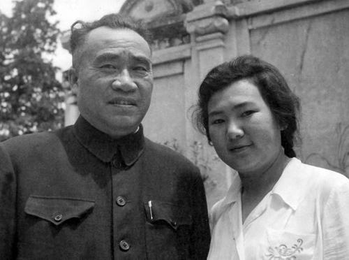 1928年周恩来为何下令处决朱德前妻?
