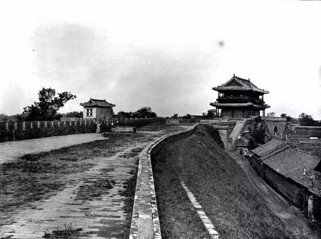 人們是怎樣失去自由自在的城市生活的