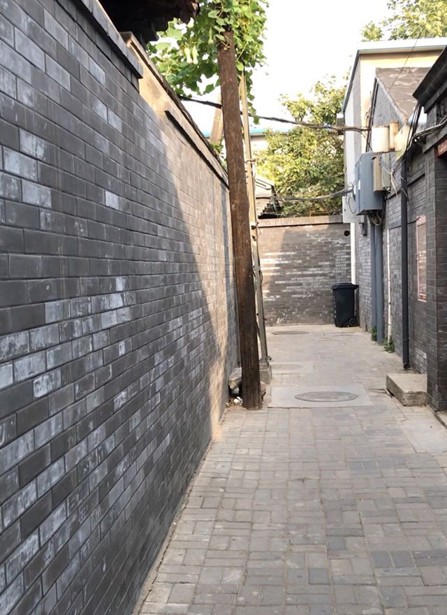 此地疑似原来的“葫芦胸”