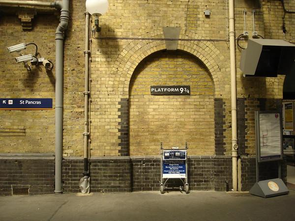 点石成金 多国废弃地铁站变身文化空间_文化_腾讯网