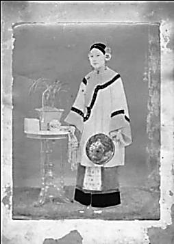 从照相布景看时代变迁